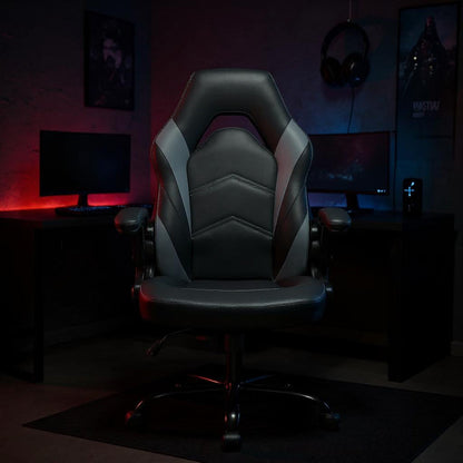 Chaise gaming noire en cuir PU utilisée dans un bureau gaming éclairage rouge